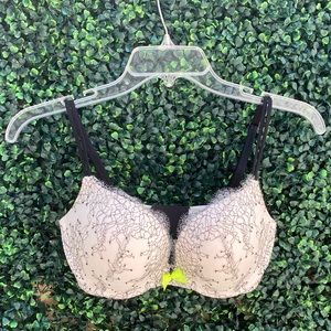 Very Sexy Push-Up, brand new